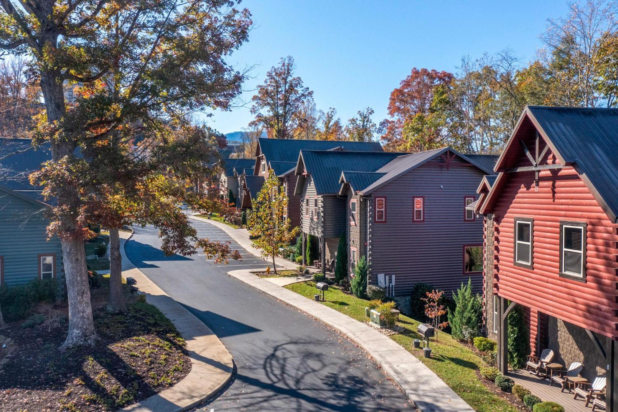 The Mighty Crabapple Manor By Stony Brook Cabins Гатлінбург Екстер'єр фото